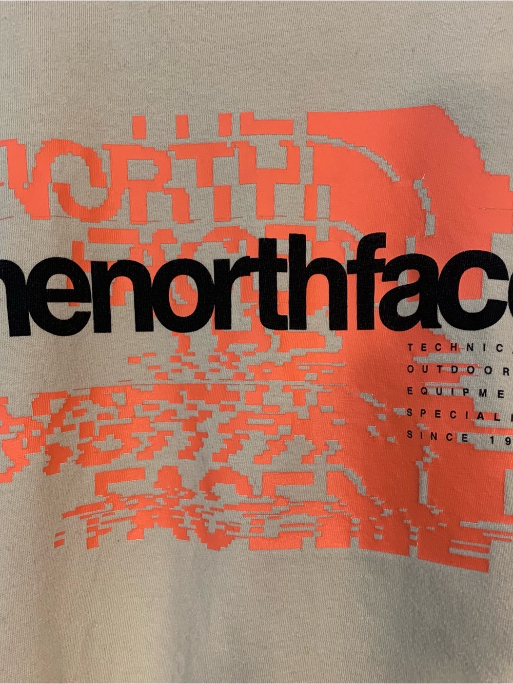 The North Face Men’s XXL Glitched Logo Tee Orange/Black Front Small Logo on Back - Picture 2 of 11